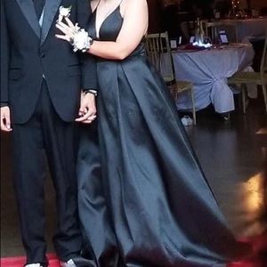 Black prom dress